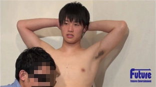 C1001612＜地方から出てきたばかりのピチピチ18才素朴で可愛らしい体育会系アスリートをナンパ成功！＞ ★ Asian Gay TV