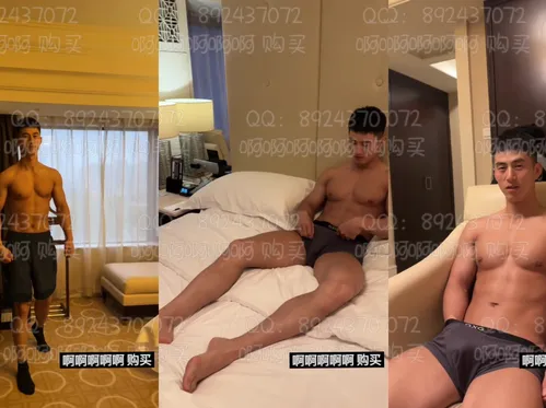 Muscular athlete’s nude private photoshoot in hotel